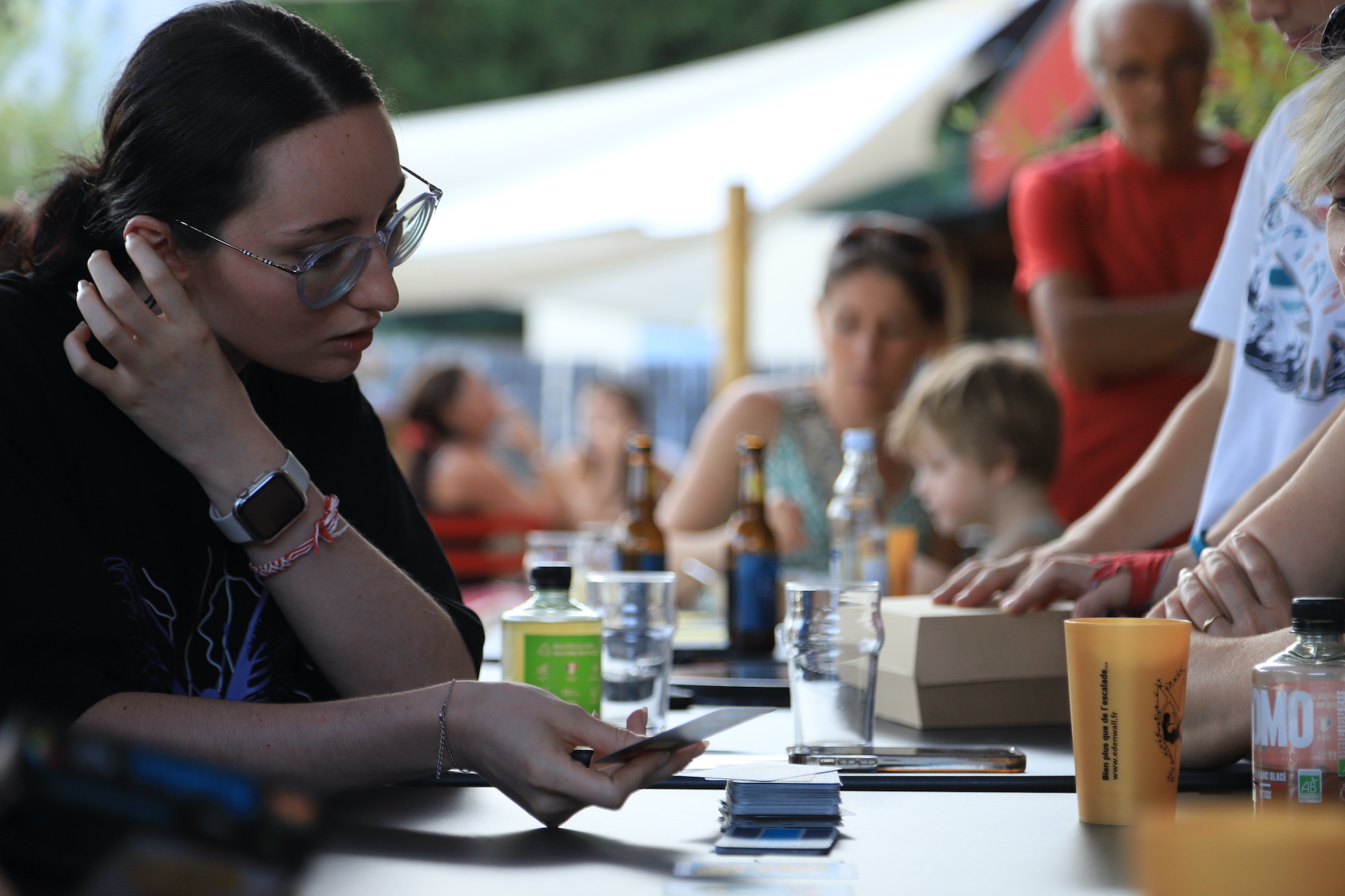 soiree-jeux-foodtruck-mâcon-férié-jour-stage-vacances-Après-midi-petit budget-Jeu de société-Temps de pluie-salade paysanne1-Exposition-Ambiance-fête-Dialogue-route71-soiree-escalade-loisir-famille-destination-vacances-famille-amis-activité-theme-boutique-parc-abonnement-courinterieur-exterieur-spa-vacances-parcours-prestations-decouverte-music-ouverturetouslesjours-art-chausson-escalade-bienetre-enfant-sport-evenements-trampoline-ville-bar-tourisme-saone-loire-snack-charnay-les-macon-referencement-site-partenariat