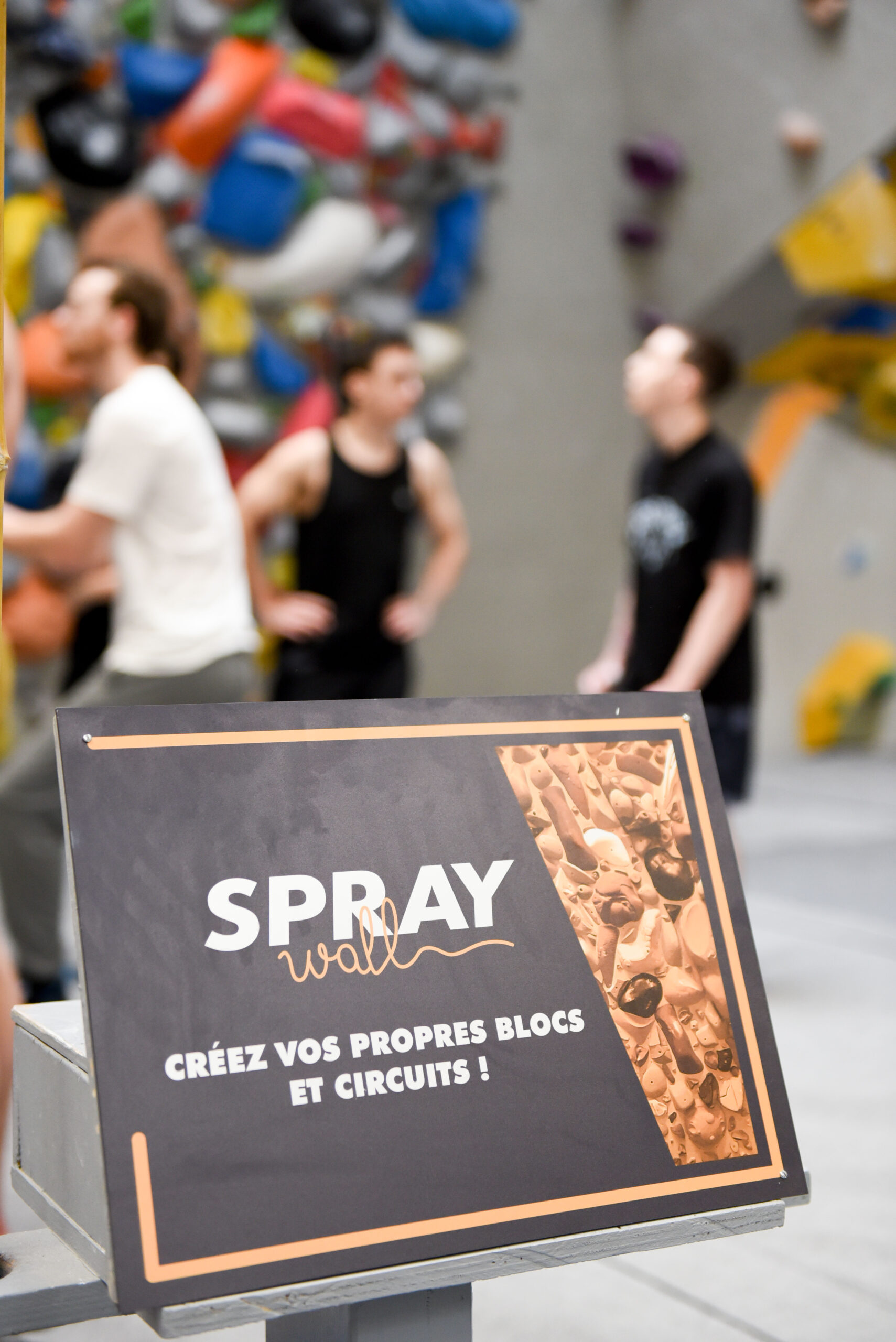 spraywall-Après-midi-matin-petit budget-Jeu de société-Temps de soleil-salade paysanne1-Exposition-Ambiance-fête-Dialogue-route71-soiree-escalade-loisir-famille-destination-vacances-famille-amis-activité-theme-boutique-parc-abonnement-courinterieur-exterieur-vacances-parcours-prestations-decouverte-music-ouverturetouslesjours-art-chausson-escalade-bienetre-enfant-sport-evenements-trampoline-ville-bar-tourisme-saone-loire-snack-charnay-les-macon-referencement-site-partenariat